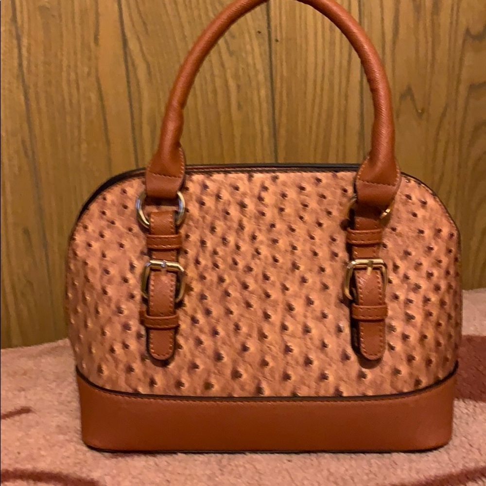 Synthetic light brown hand/crossbody purse